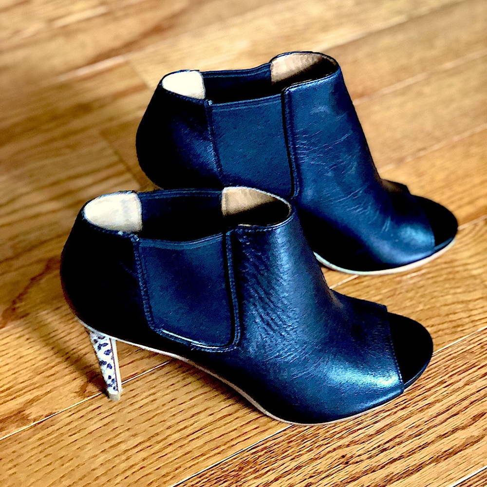 Coach Peep Toe High Heel Booties Black Leather Size 7.5 Snake Heel